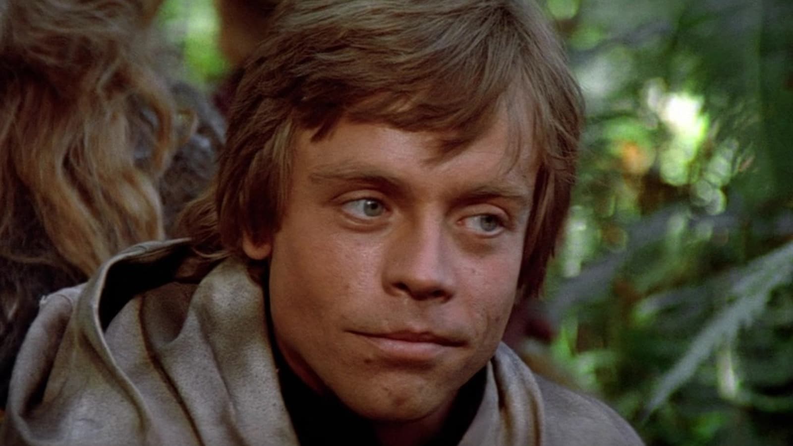 A Scrapped Star Wars Script Would Have Turned Luke Skywalker Into Wookiee Royalty